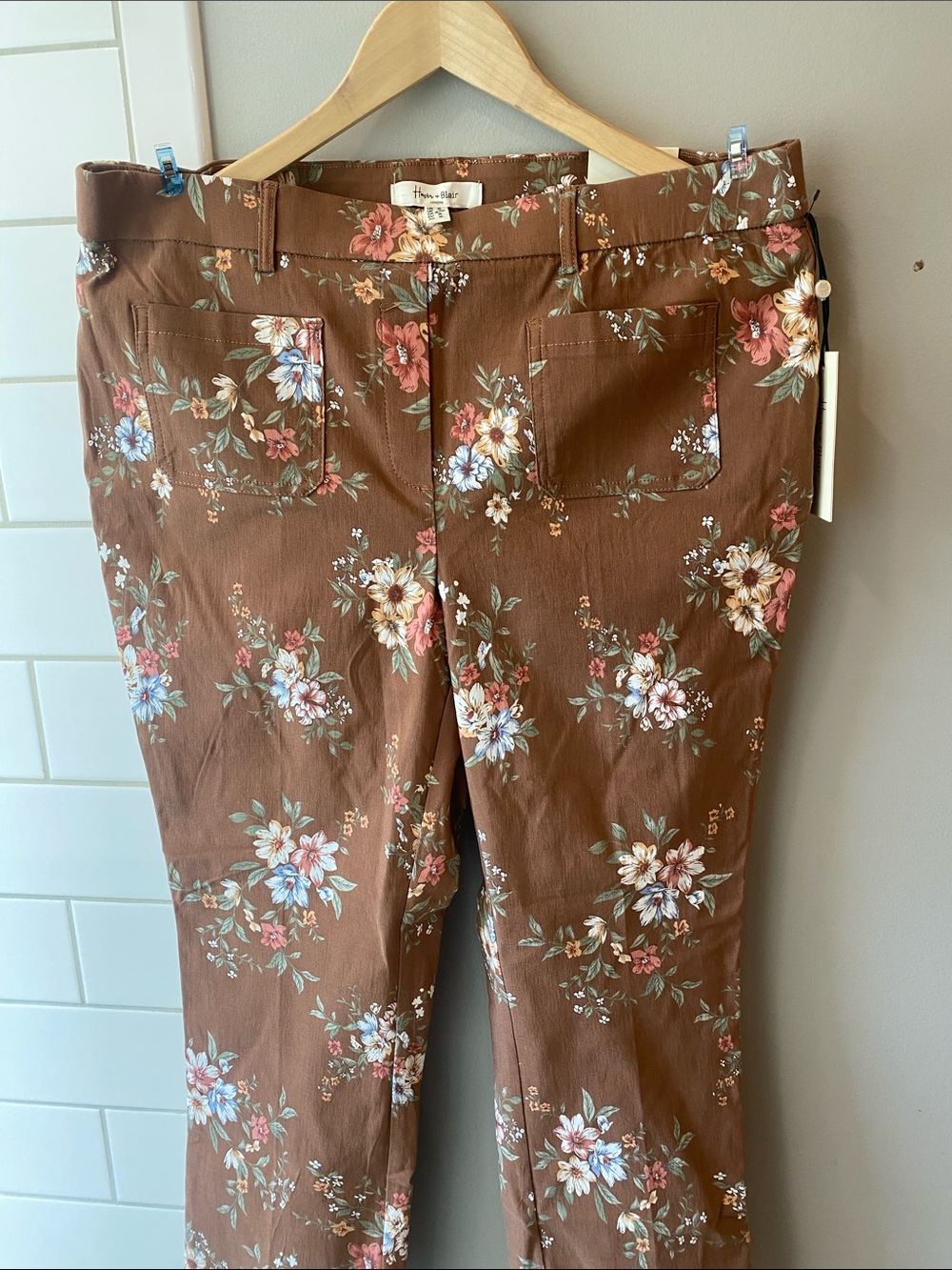 Women’s Brown Floral Stretch Pants